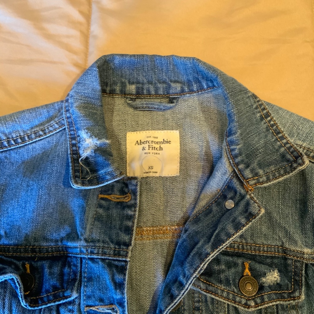 A&F Denim Jacket - Picture 3 of 5